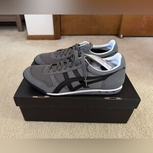 Asics Onitsuka Tiger Ultimate 81 Men's 11.5 Gray Athletic Shoes